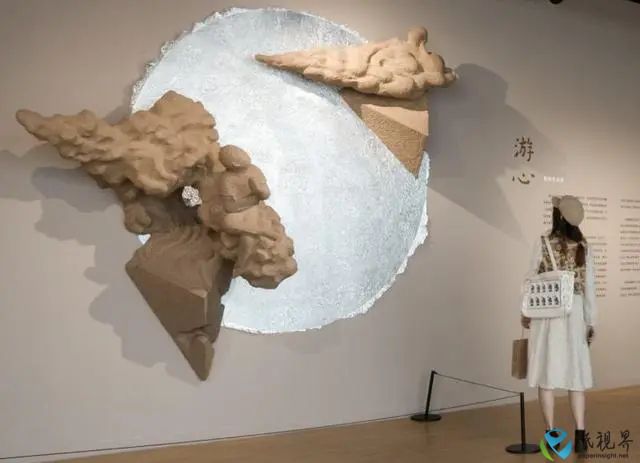 废旧纸箱变雕塑，“乘物·游心”新展亮相壹美美术馆