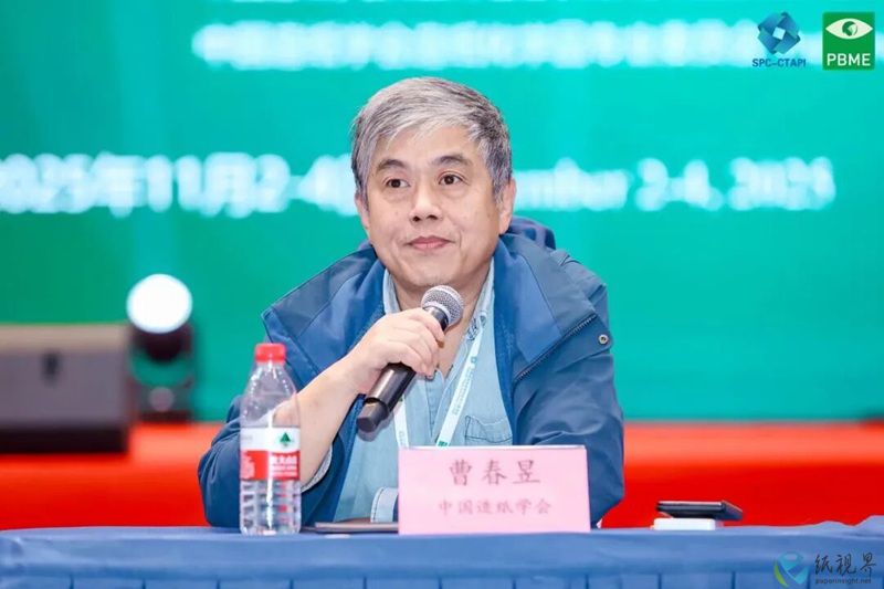 曹春昱-800.jpg 曹春昱-800.jpg